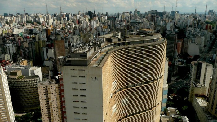 aa185-sampaskyline05